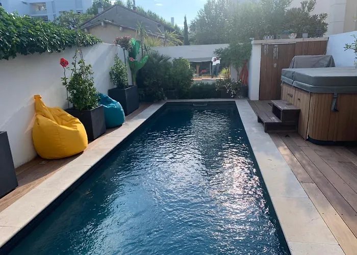 B&B - Chambres D'Hotes Le Foch Avignon